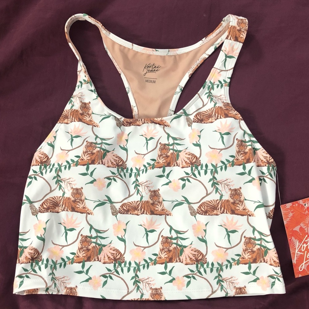 Size M Kortni Jeane racetrack
